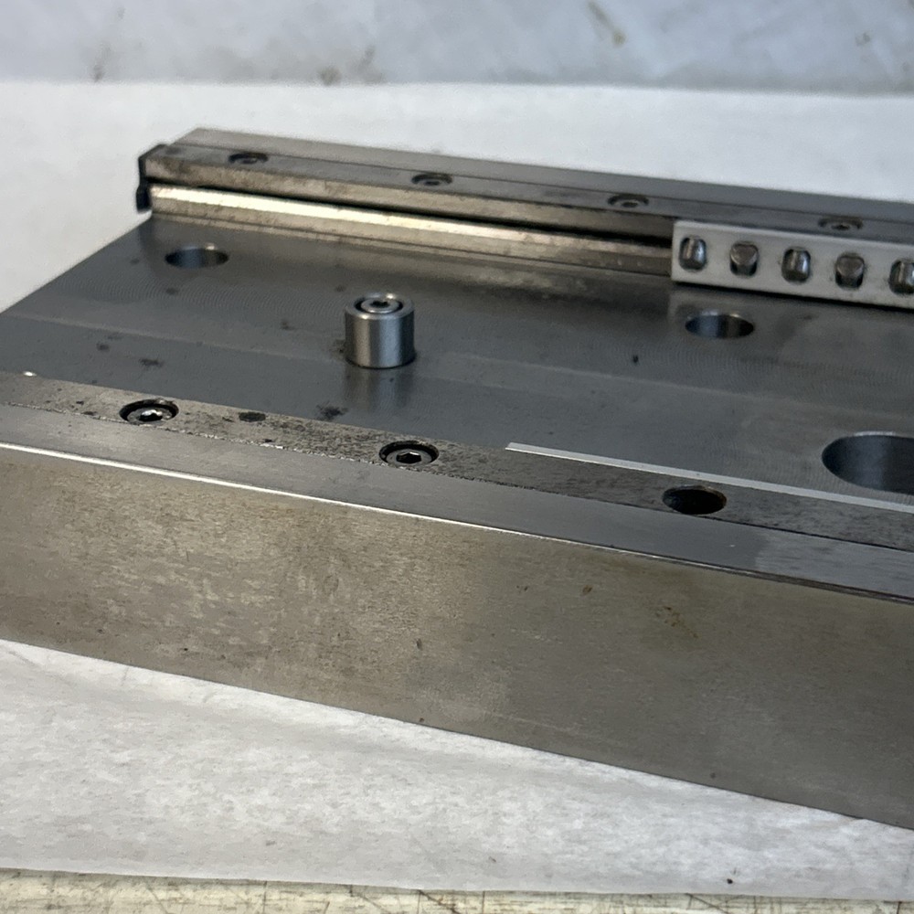 Cnc Precision Linear Slide Table. Precision Positioning Table Linear Slide