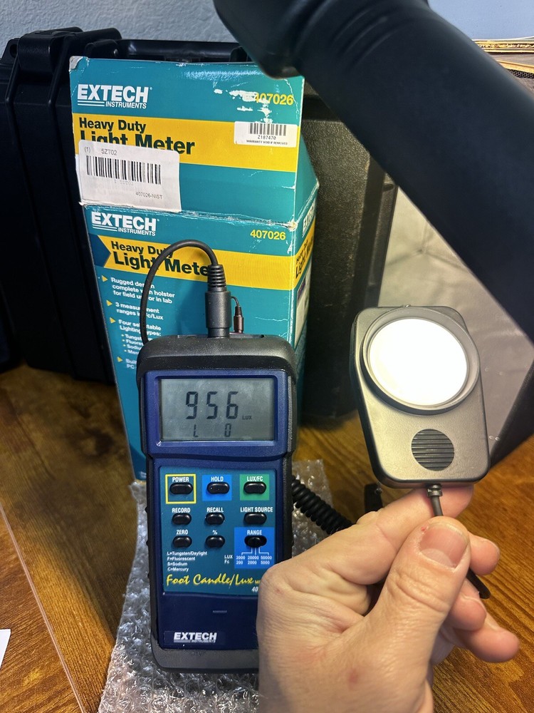 Extech 407026 Foot Candle Lux Heavy Duty Light Meter