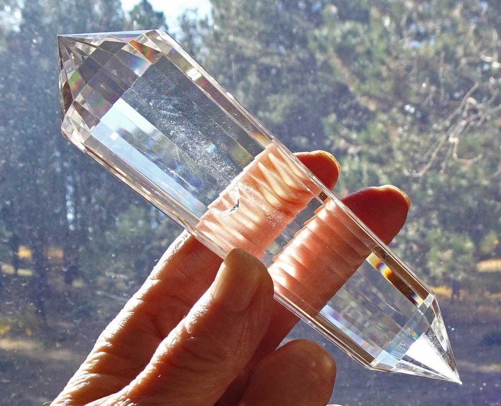 Clear Quartz Vogel 24-sided Crystal -   v2006