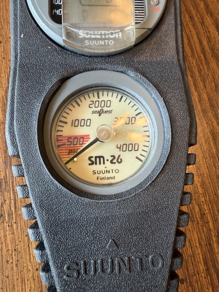 Suunto/Seaquest Dive Console SM26 press, compass, Solutions computer hard case