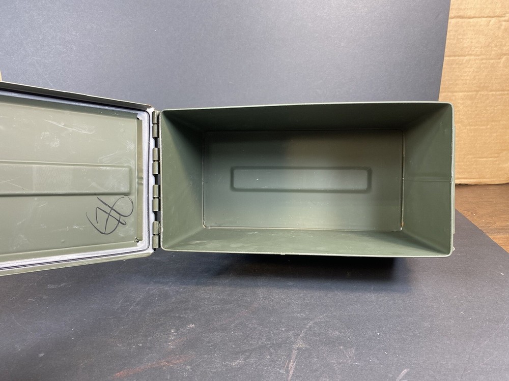 ARMY METAL AMMO BOX “empty”