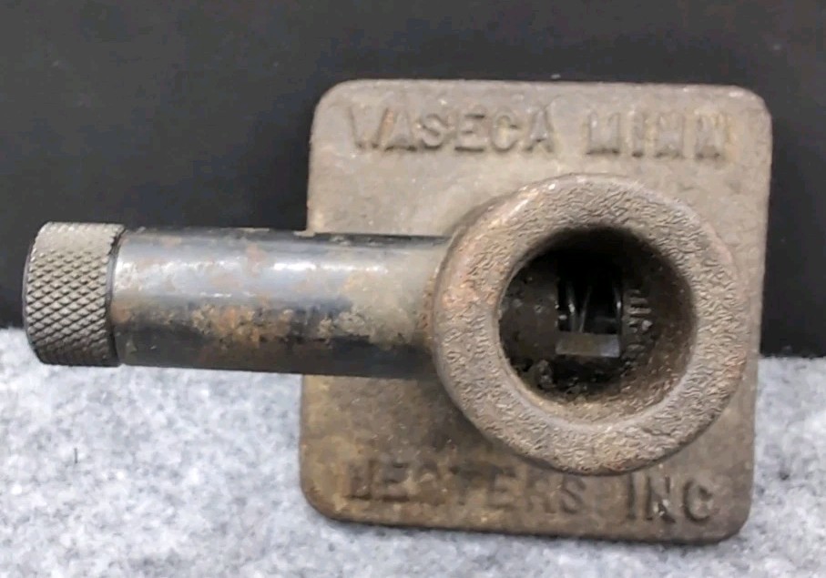 Vintage Herters Reloading Powder Trickler