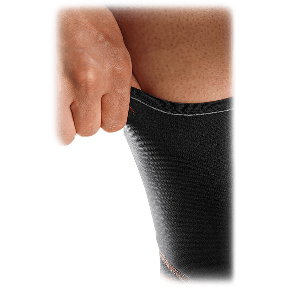 McDavid 410 Wrestler's Knee Support with Pad