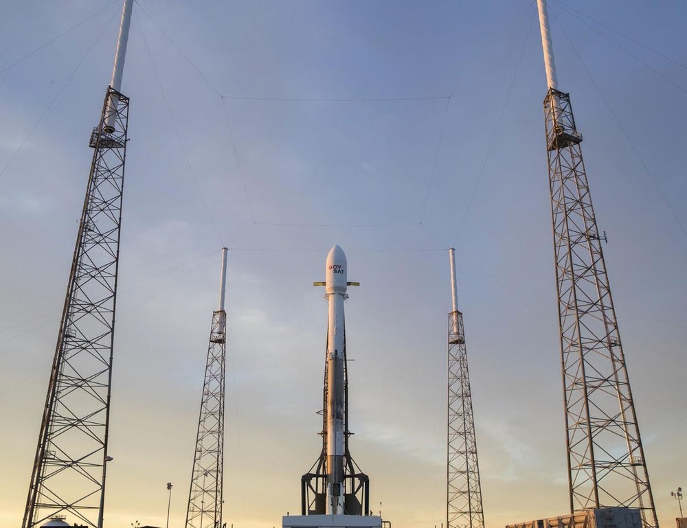 Authentic GOVSAT-1 -SPACEX ORIGINAL FALCON 9 SATELLITE Mission PATCH