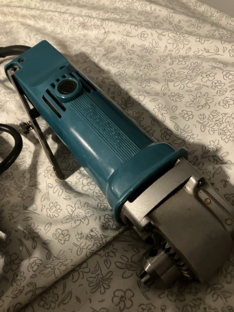 Makita Right Angle Corded Drill ￼