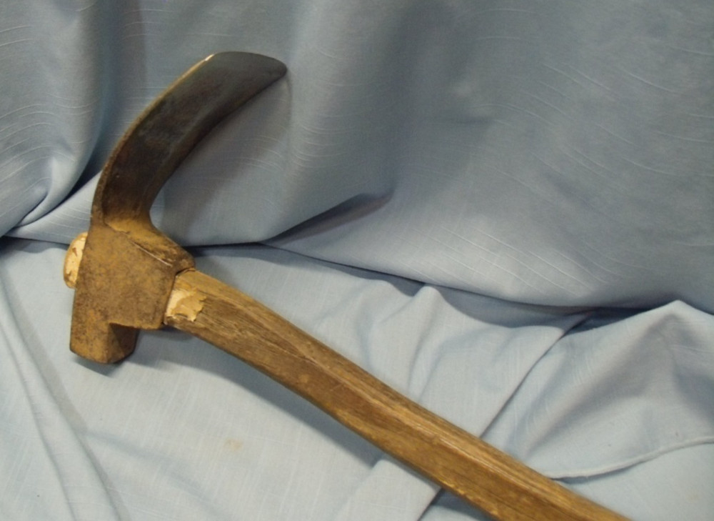 VintageAdze Hoe With Handle