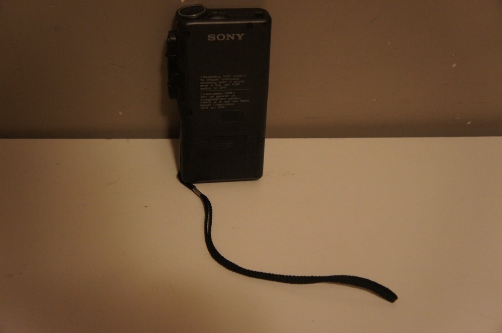Sony M-529V Handheld Microcassette Recorder - Untested