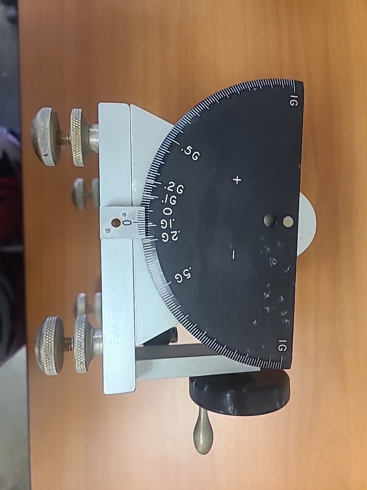 Lear Siegler Holding/Leveling Fixture LT 3281-02-01