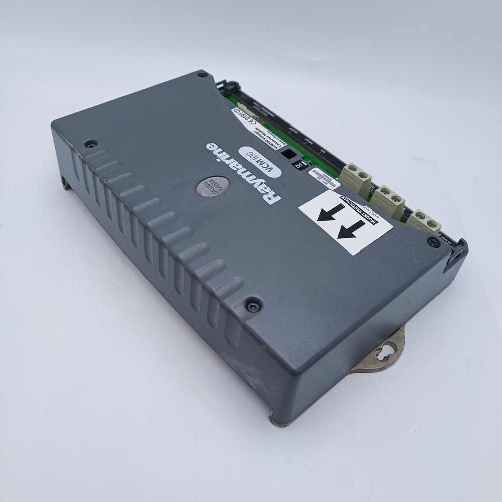 Raymarine VCM100 E52091 HD & Super HD Digital Open Array Radar Voltage Converter