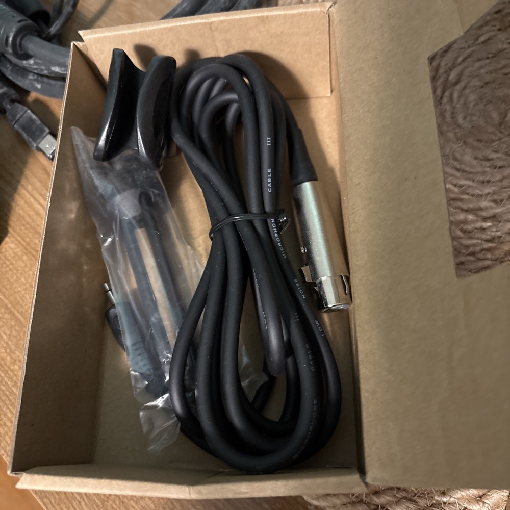 Pinnacle Studio MovieBoard accessories... B9