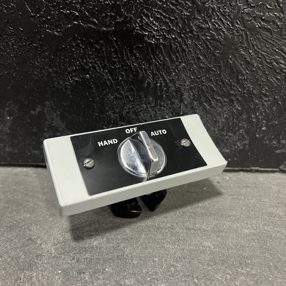 Hand /Auto Selector Switch