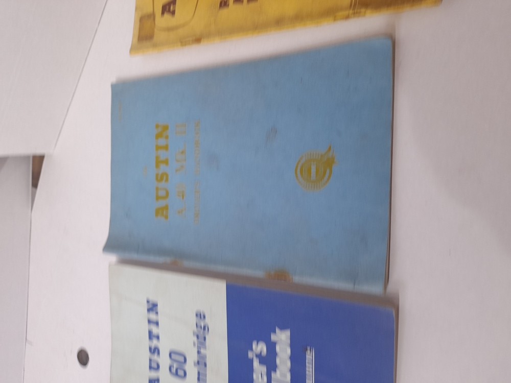 Vintage Austin Handbooks