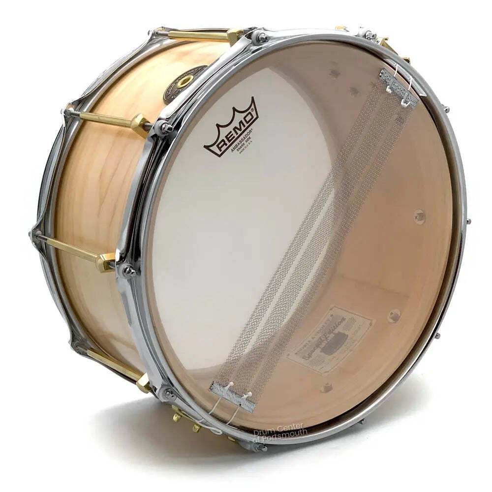 Noble & Cooley Solid Shell Classic Limited Edition Pine Snare Drum 14x7