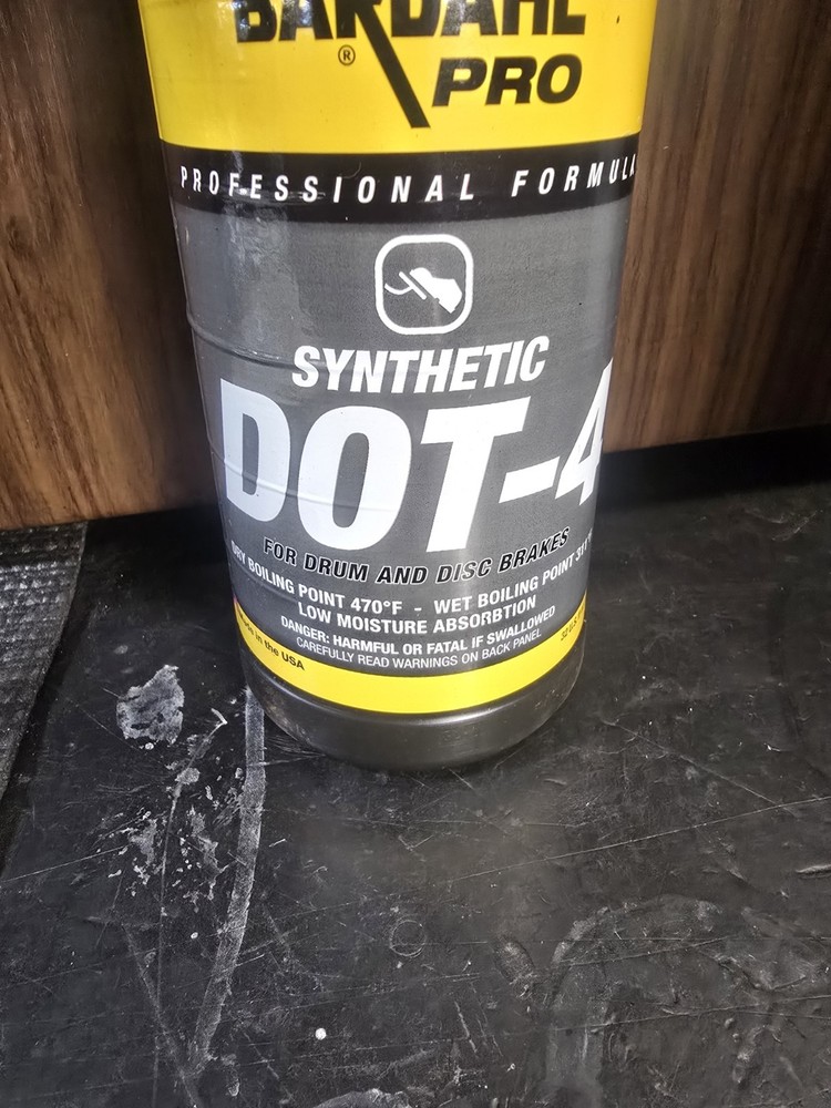 BRAKE FLUID SYNTHETIC DOT-4