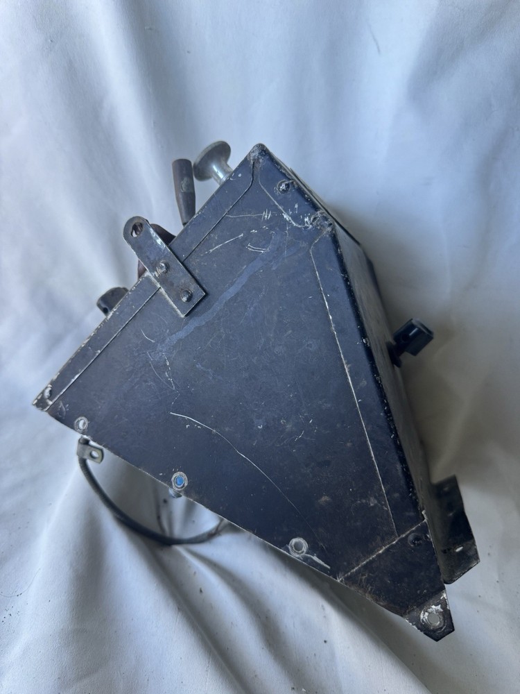 Piper Aztec Cockpit Fuel Selector Panel Valves