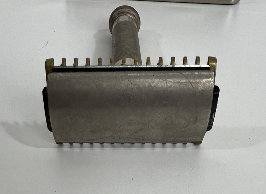 VINTAGE 20’s 30’s GILLETTE RAZOR Double Sided