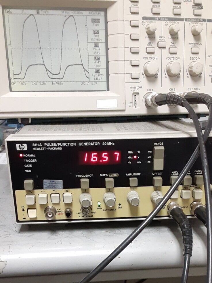 HP 8111A Pulse Function Generator P E R F E C T fully tested.