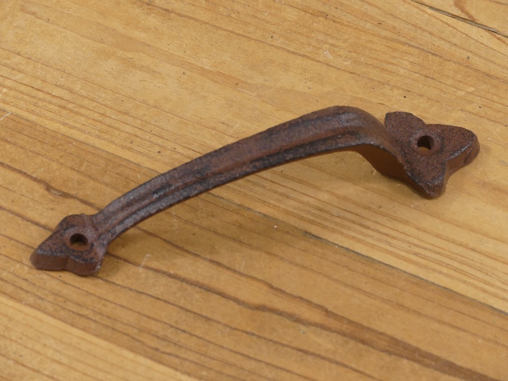 4 CAST IRON HANDLES RUSTIC DRAWER PULLS 6" LONG HANDLE GRASP DOOR GATE FARM