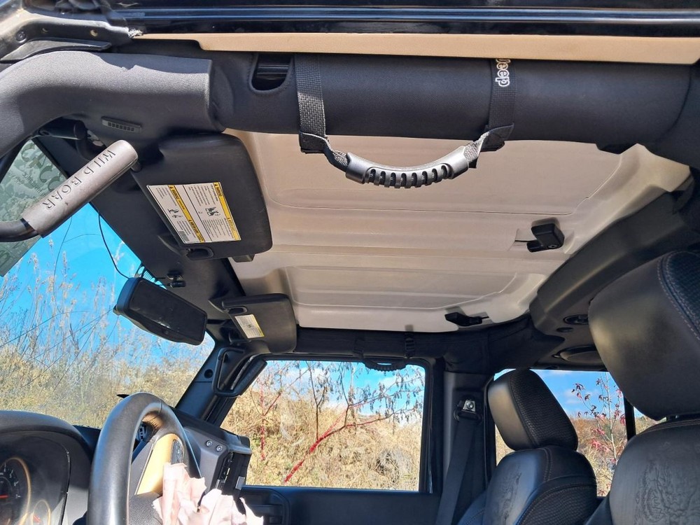 TJ 2014 Glove Box 4861711