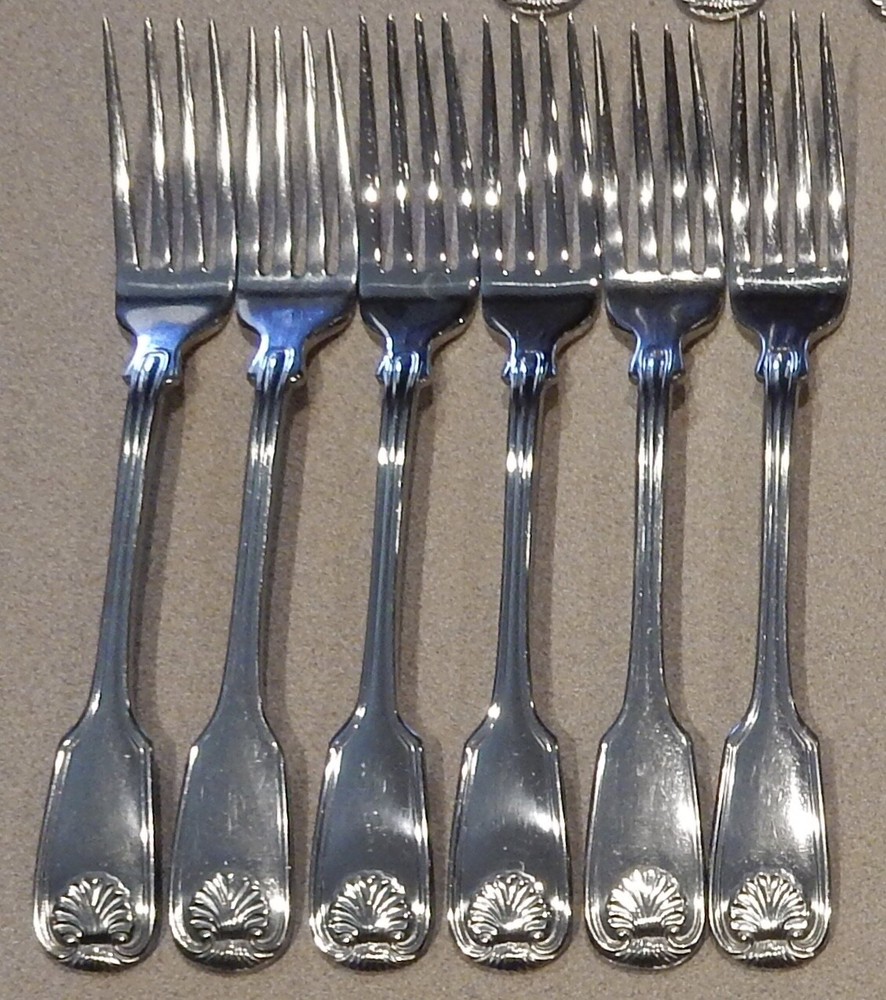 REED & BARTON COLONIAL SHELL FLATWARE STAINLESS SILVERWARE 30 PC. LOT