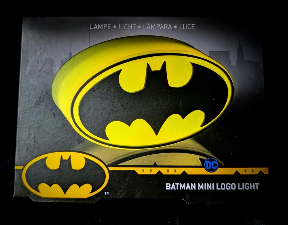 BATMAN MINI LOGO LIGHT DC COMICS