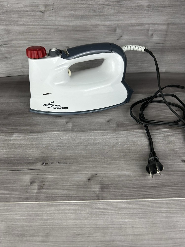 EuroSteam Evolution Iron Model 6399/3 White Gray  Very Clean