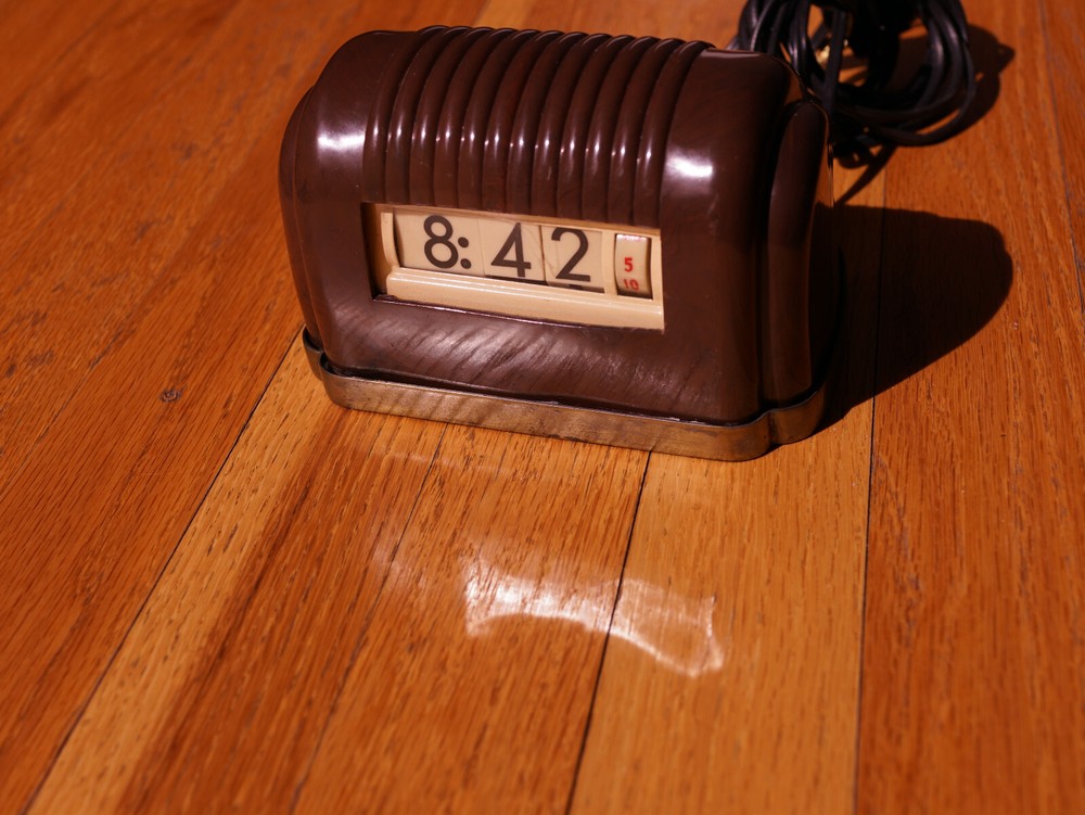 Federal Bakelite Art Deco Flip Clock