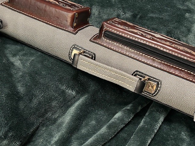 Volturi Custom Pool Case 4x8 Genuine Leather with Backpack Straps.