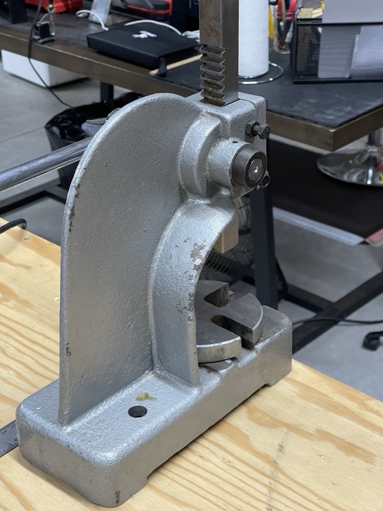 1/2 Ton Arbor Press w/ Table - Hardly Used