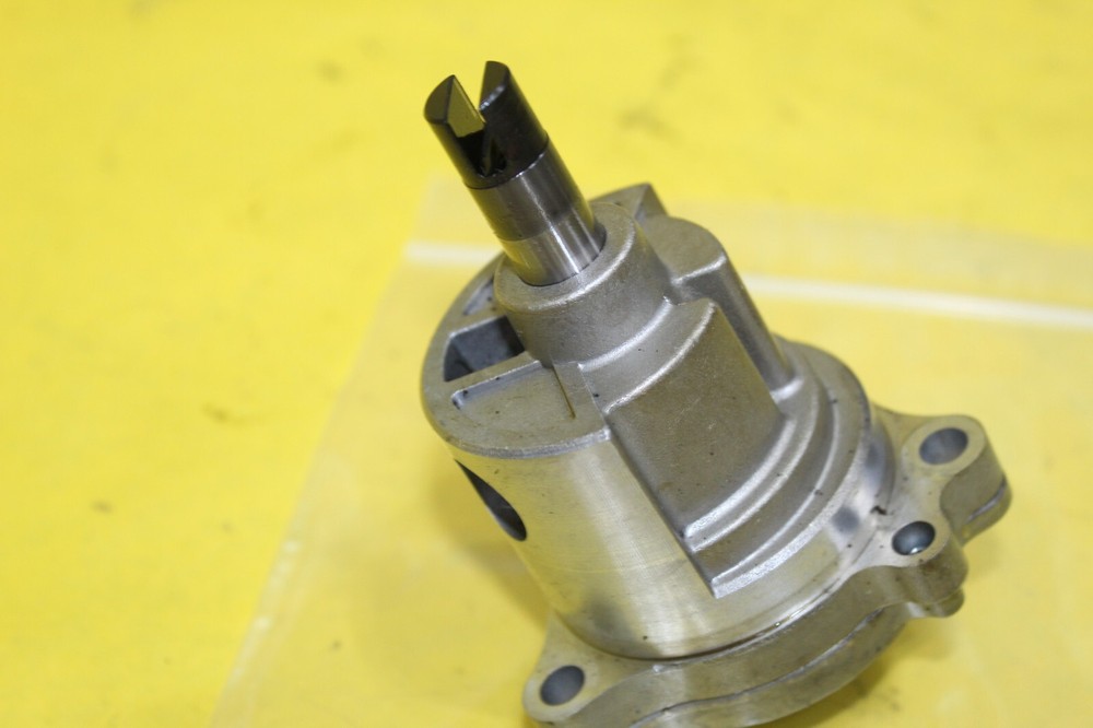 2007 SUZUKI BOULEVARD OIL PUMP