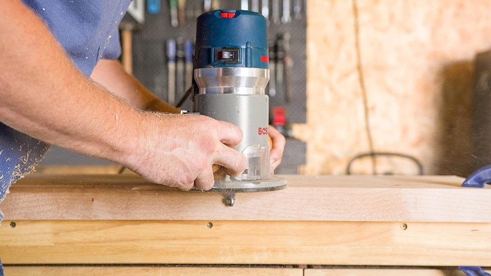 Bosch 1617EVS Fixed-Base Router 2.25HP Variable Speed Control