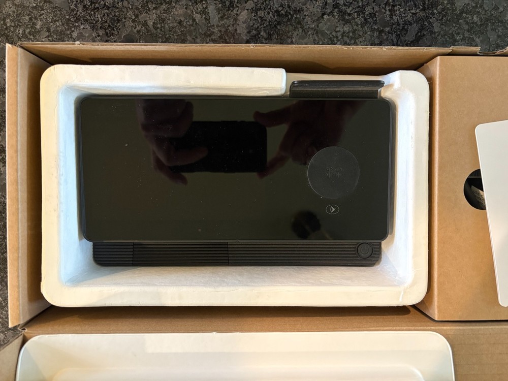 Cisco Webex Desk Hub CD-DSKH-HUB-C-K9 multi-device dock