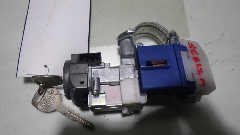 96 HONDA ACCORD Ignition W/Key