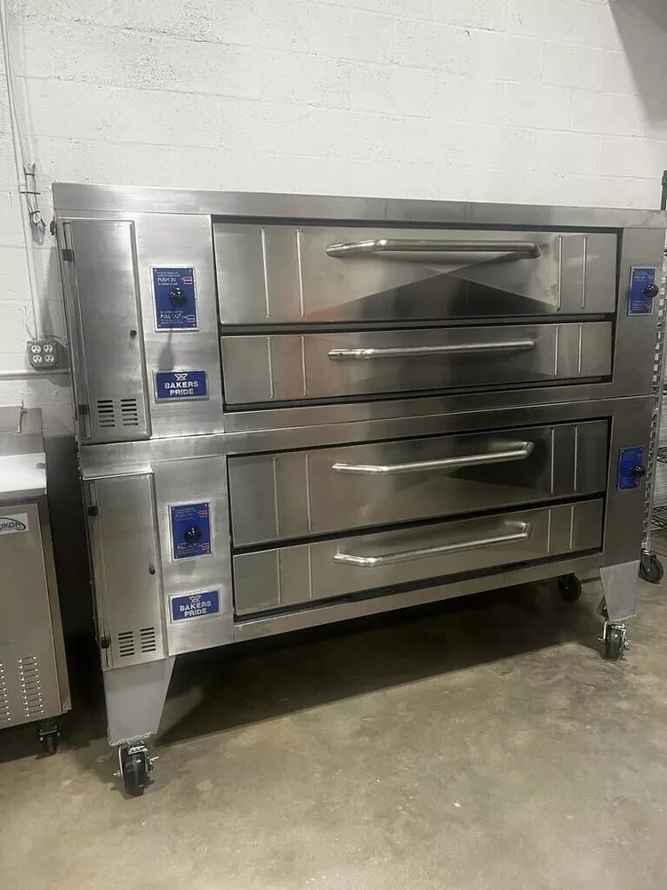 Bakers Pride Y602 Double-Deck Pizza Oven - On Casters Refurbished