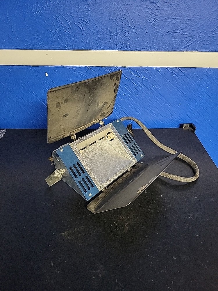 Colortran 108-005 Spot Set Light