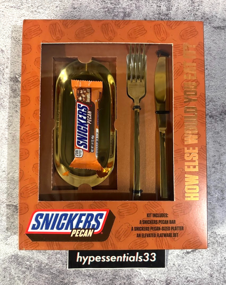SNICKERS Pecan Flatware-Worthy Set NEW. IN HAND
