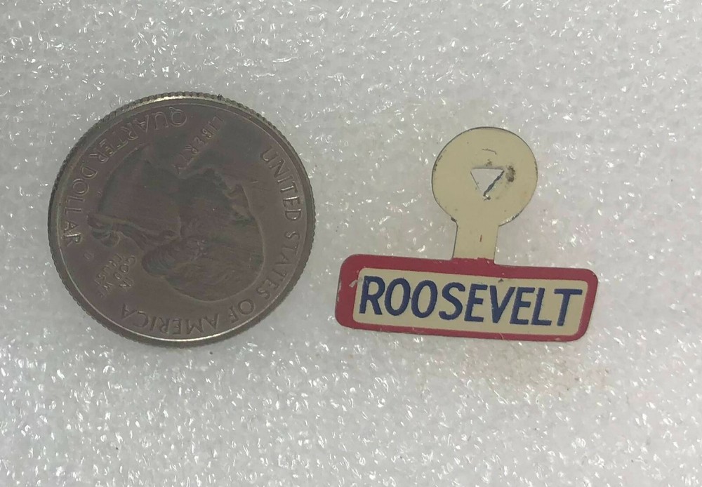Franklin Roosevelt Tab Button Pin