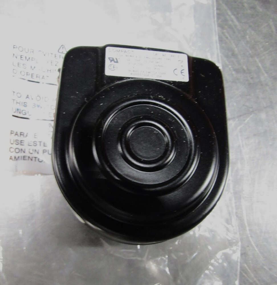 Line master Compact Foot Switch 491-S