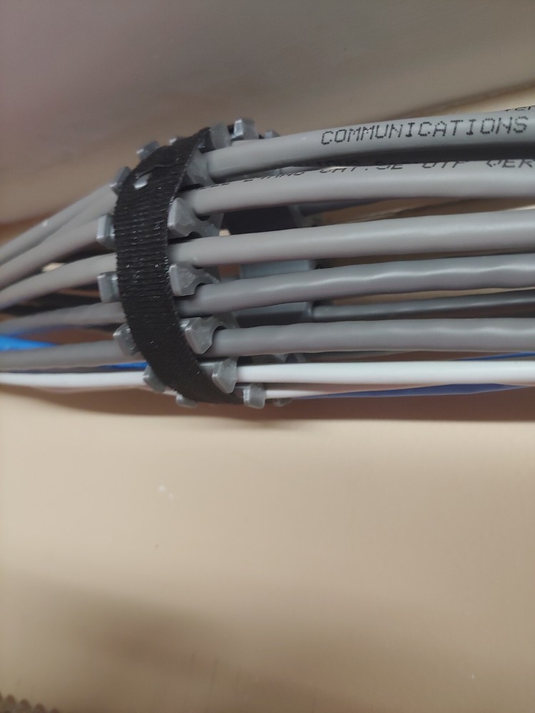 Ethernet 16 Cable Comb CAT 6/6A 8MM OD