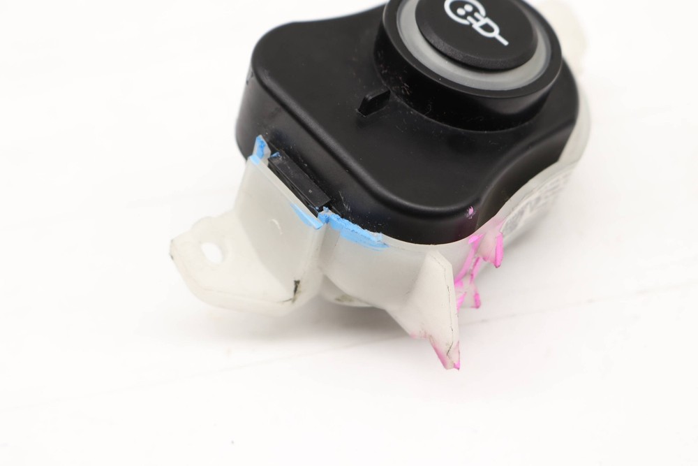 2020-2024 PORSCHE TAYCAN - LEFT Electric Charging Socket Switch / Module