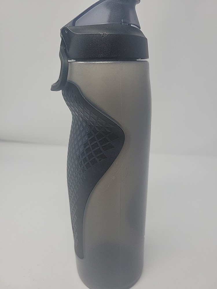 Nike Hypercharge Hyperfuel 32 Oz. Water Bottle Flip