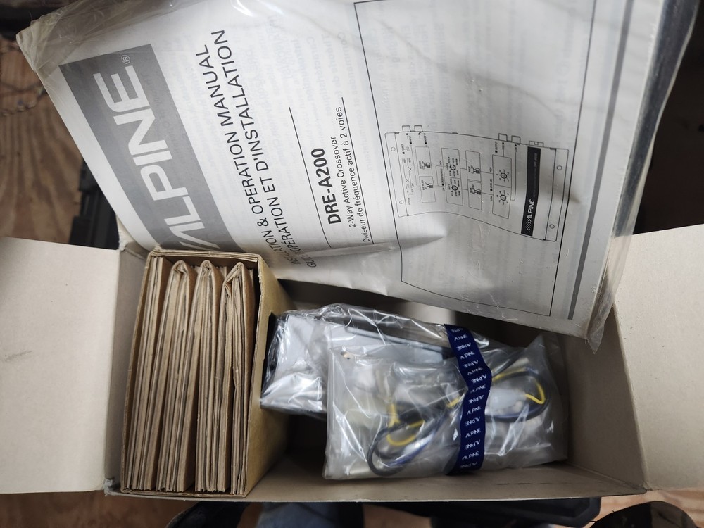 Alpine DRE-A200 Active Dividing Network Crossover Signal Processor
