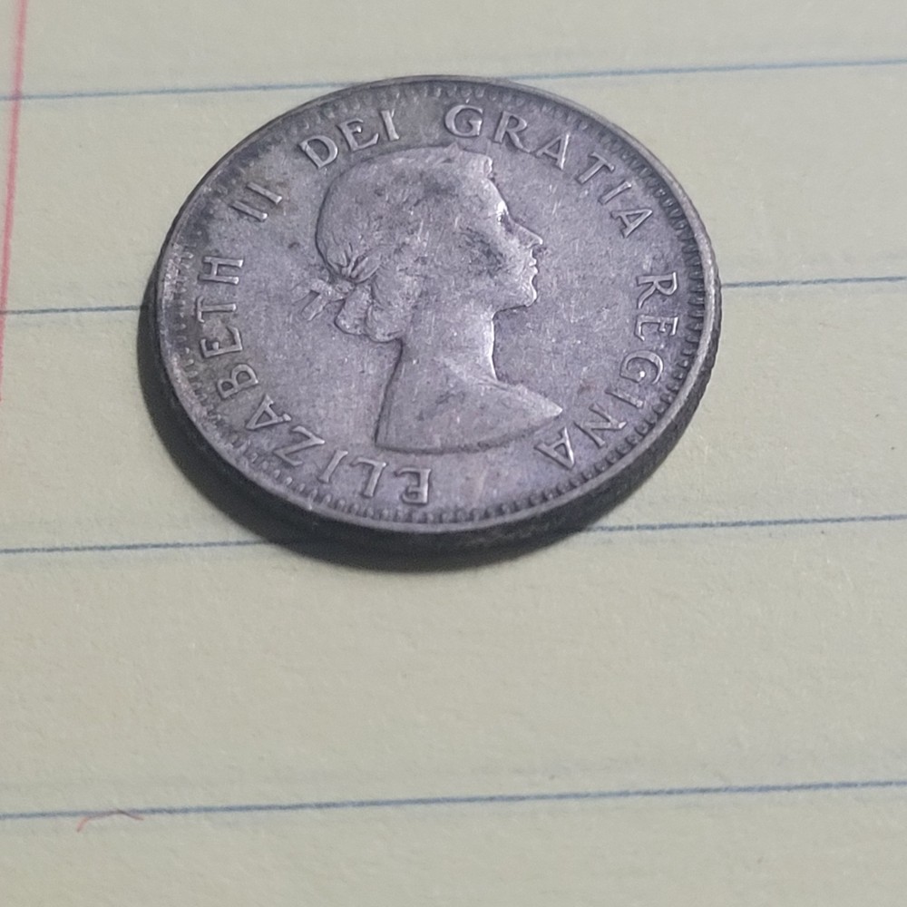 1960 CANADA 10 CENT COIN (Fine)