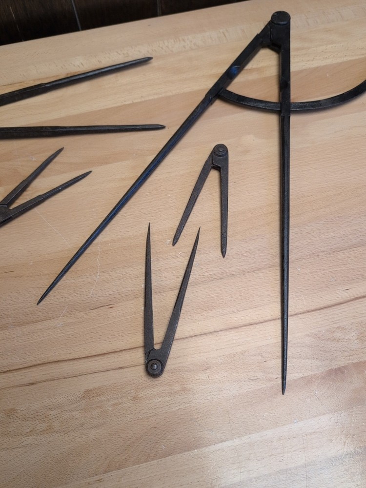 Vintage Set Wing Compass | Large And Small