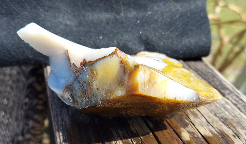 Blue Ice Polka dot Agate Rough