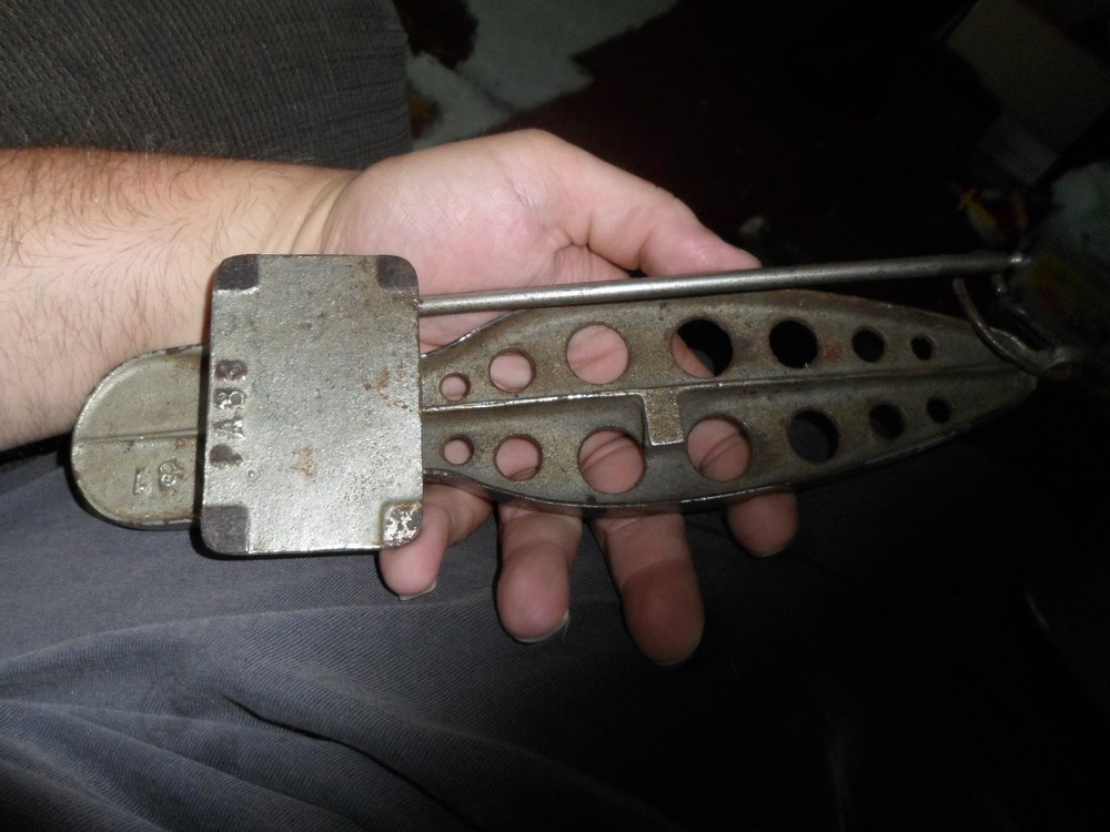 vintage LUDWIG 1925 DRUM PEDAL