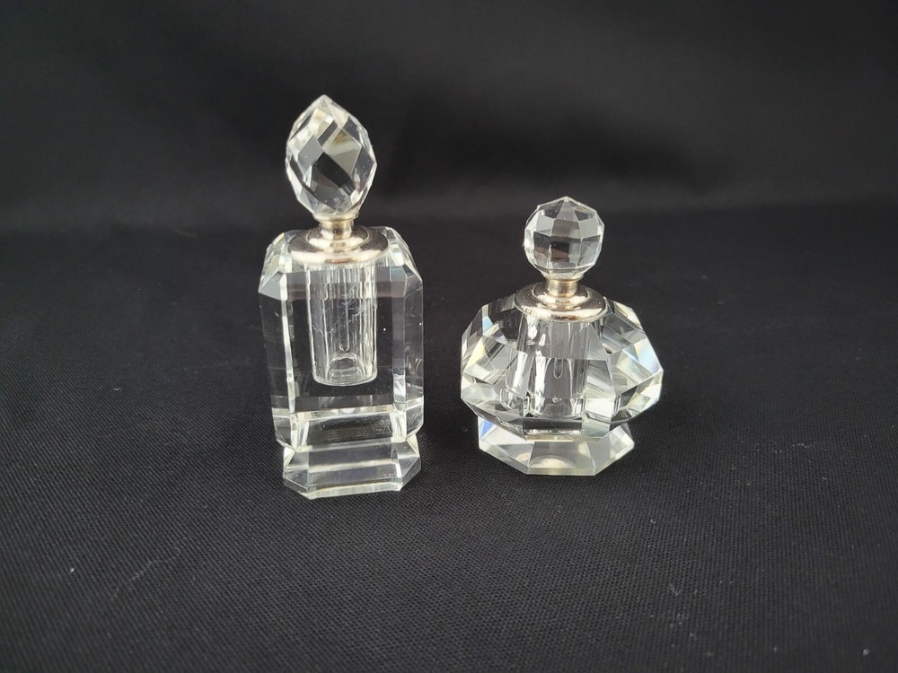 Crystal Perfume Set With Screw Top Applicator Oleg Cassini?