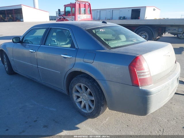 Used Headrest fits: 2006 Chrysler 300 Grade A