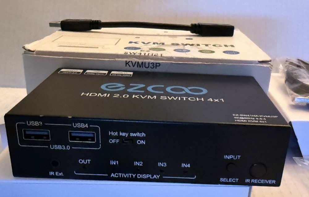 HDMI 2.0 KVM Switch 4x1