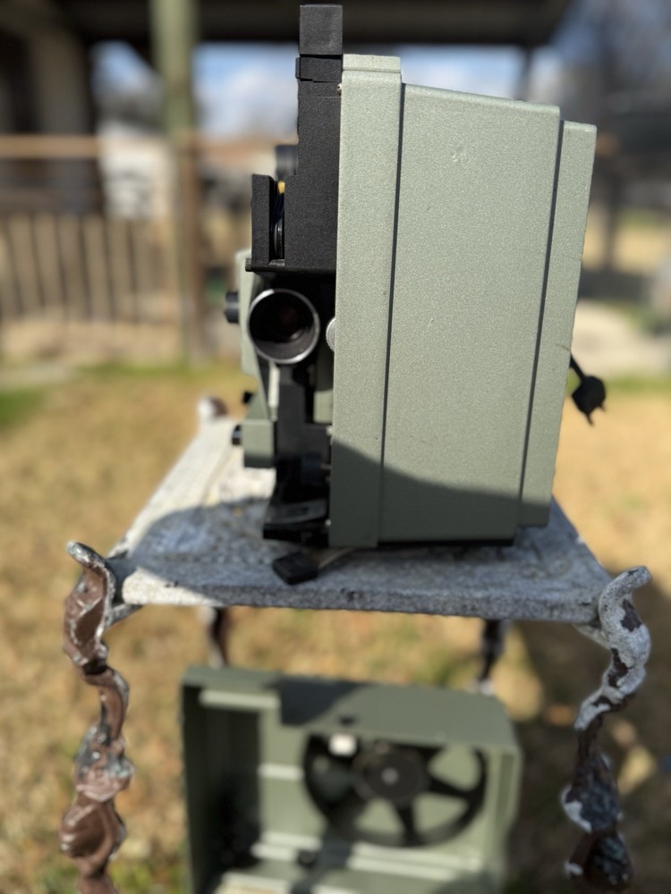 Sears Du-All Eight 8mm motion Tested Motor And Lamp For Function